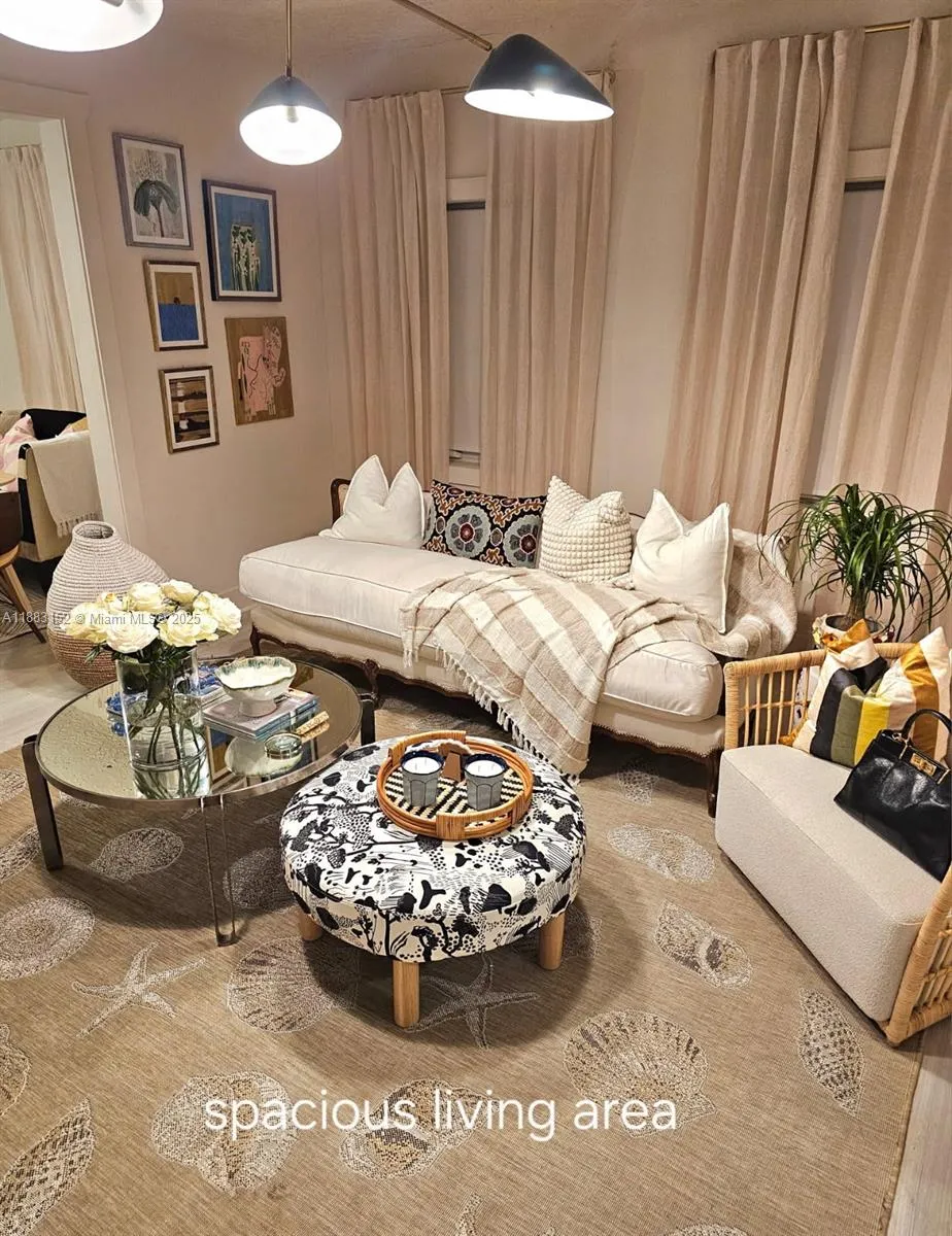 2 bedroom 1 bath for rent at 131 Zamora Ave # 2, Coral Gables FL 33134