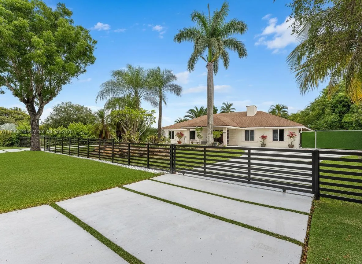 6 bedroom 3 bath for sale at 14401 SW 23rd St, Davie FL 33325