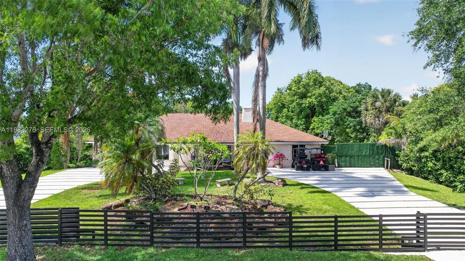 14401 SW 23rd St, Davie FL 33325