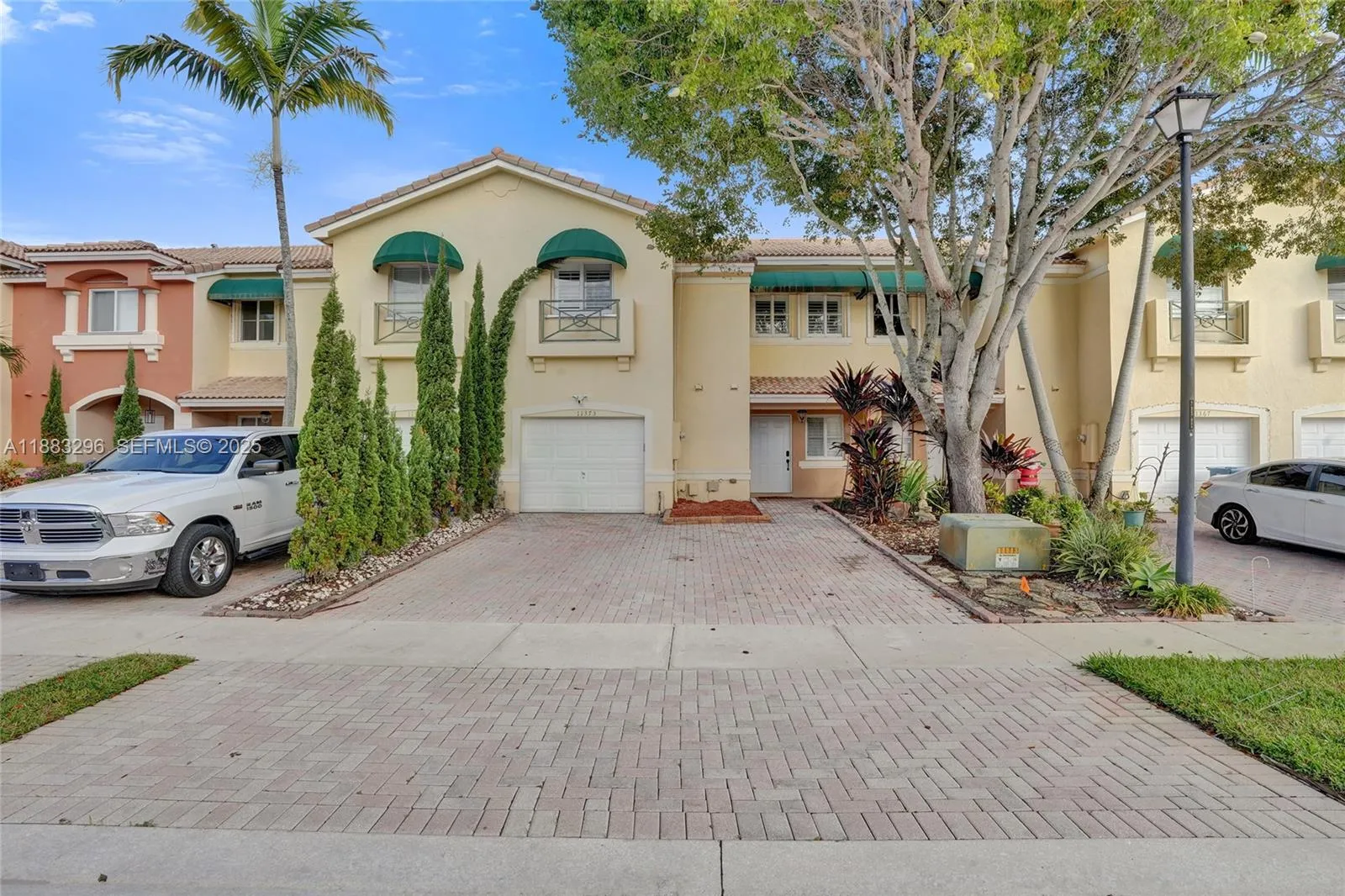 2 bedroom 2 bath for sale at 11373 NW 34th Pl, Sunrise FL 33323