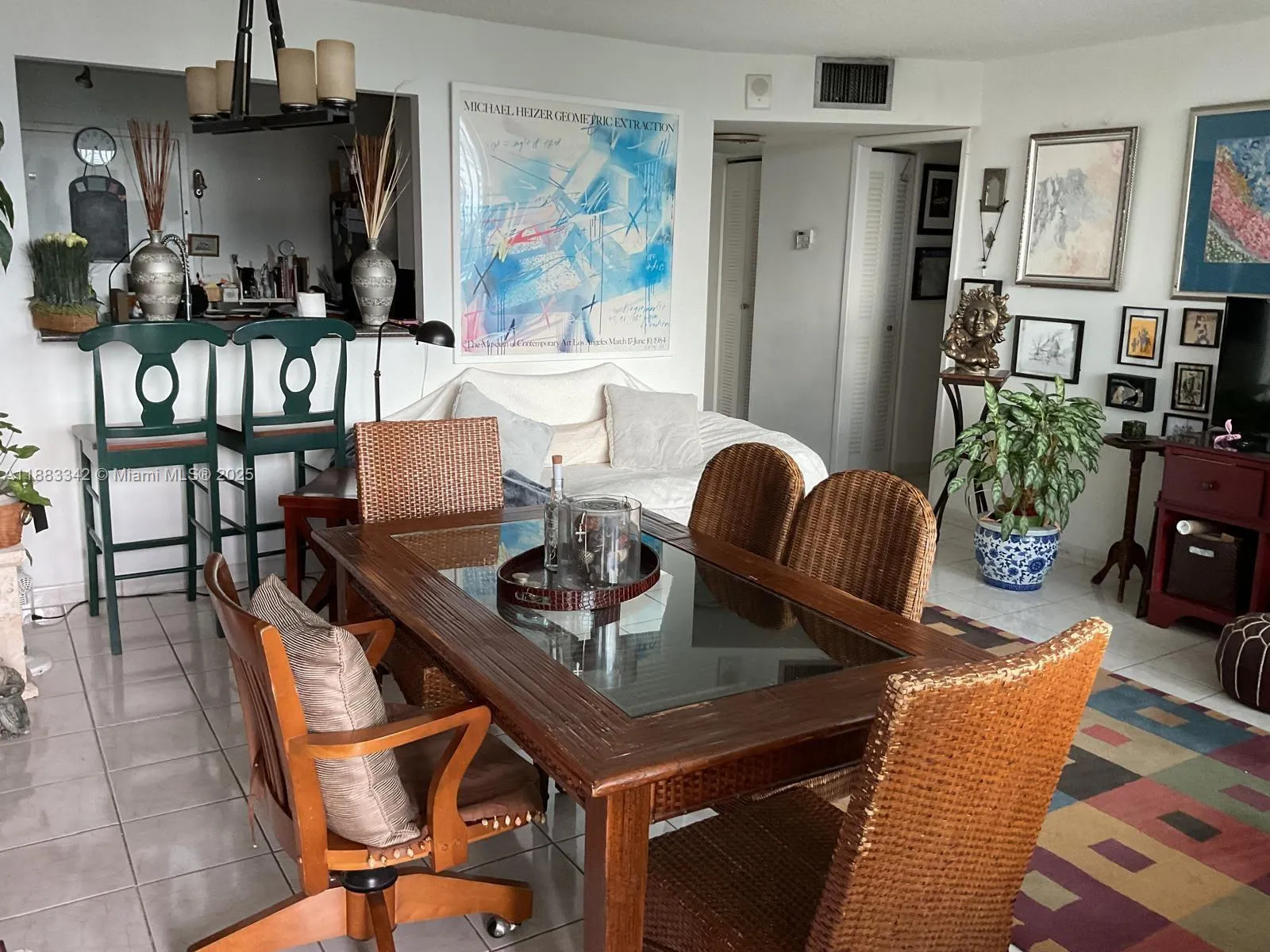 1 bedroom 2 bath for sale at 7135 Collins Ave # 533, Miami Beach FL 33141