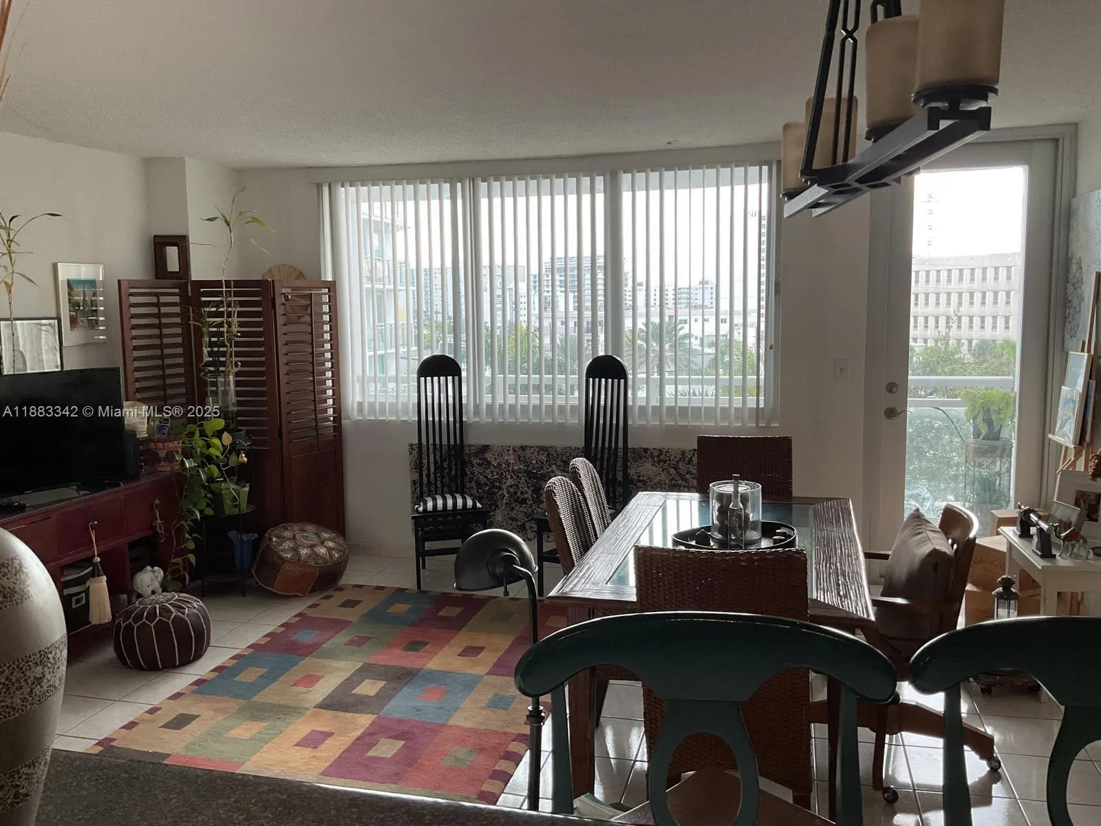 7135 Collins Ave # 533, Miami Beach FL 33141