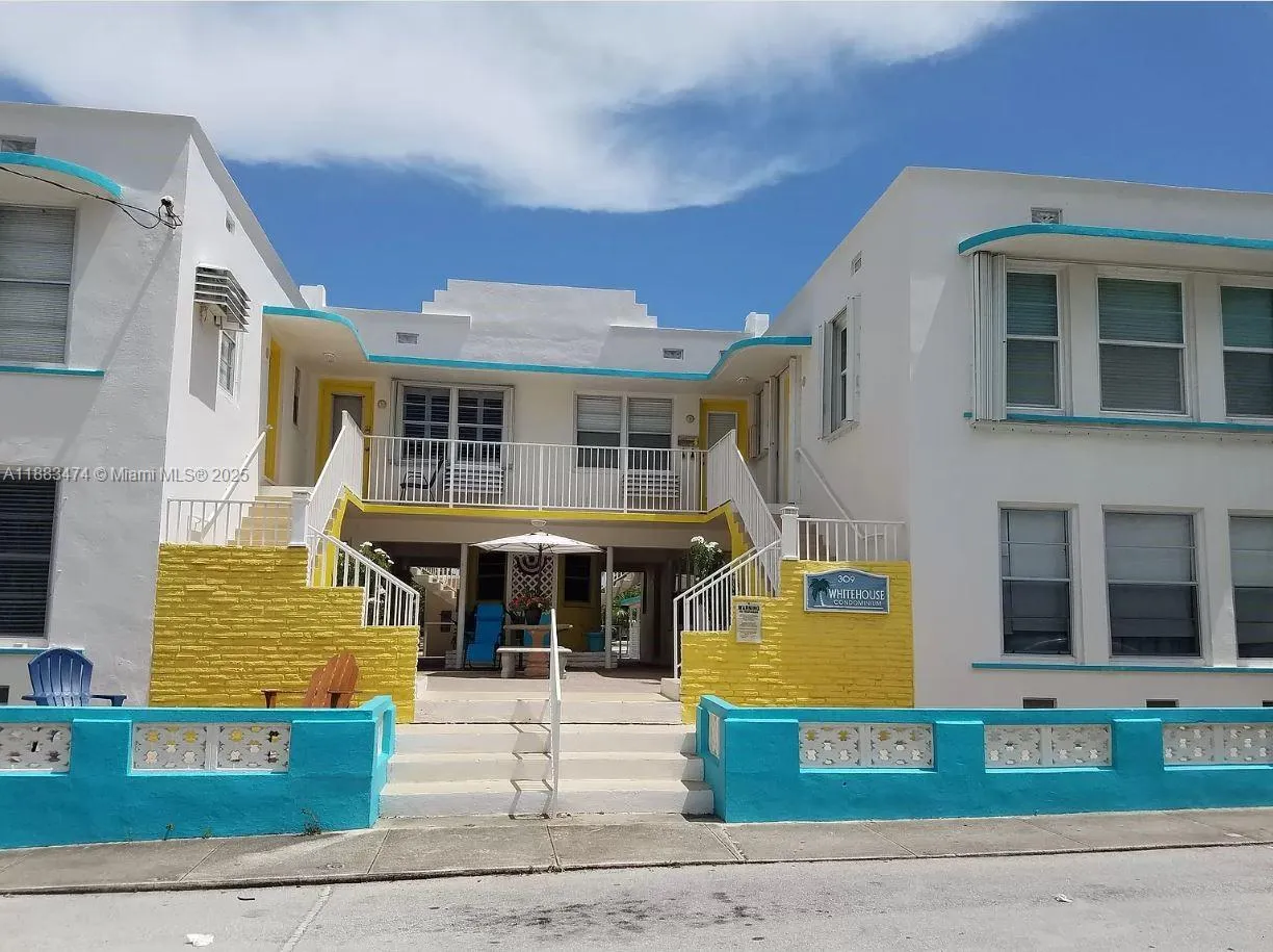 1 bath for sale at 309 Crocus Ter # 10, Hollywood FL 33019