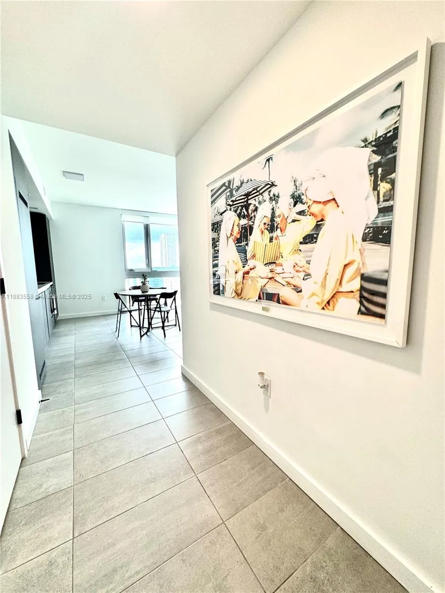 2 bedroom 1 bath for sale at 227 NE 2nd St # 2306, Miami FL 33132