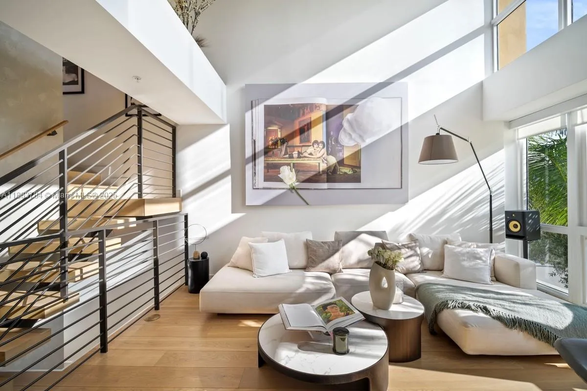 65 N Shore Dr # 31C, Miami Beach FL 33141