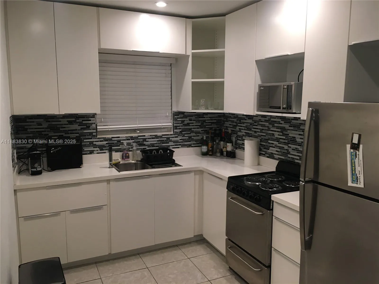 158 Ocean Dr # 407, Miami Beach FL 33139