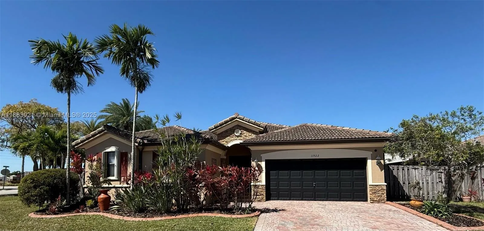 4 bedroom 3 bath for sale at 11922 SW 154th Path, Miami FL 33196