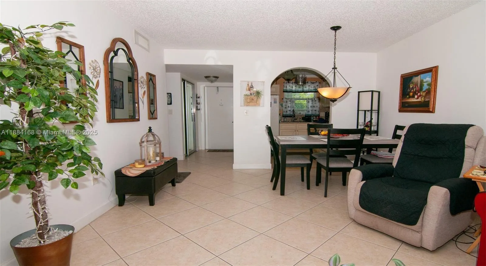 8300 Sunrise Lakes Blvd # 206, Sunrise FL 33322