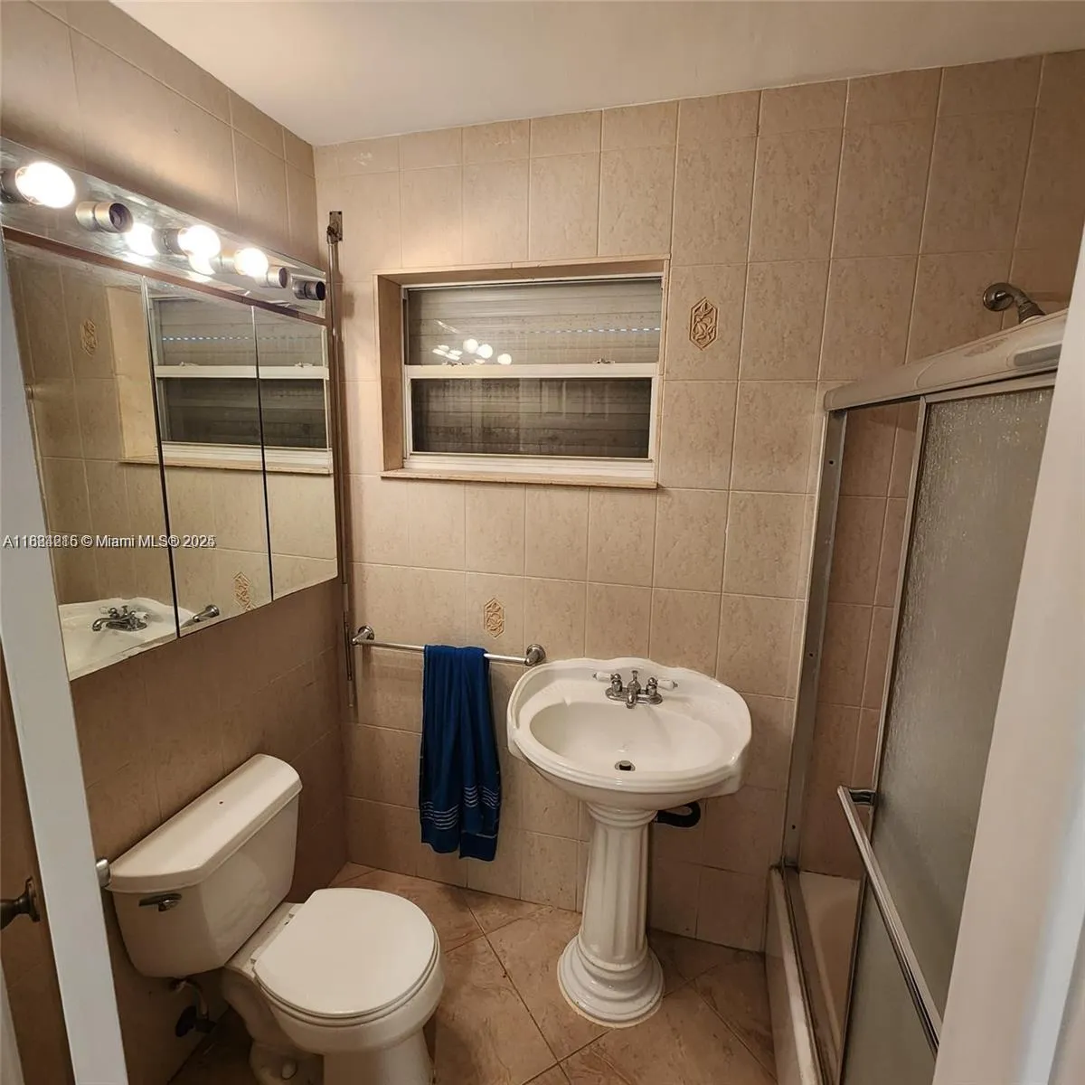 1843 Wiley St, Hollywood FL 33020