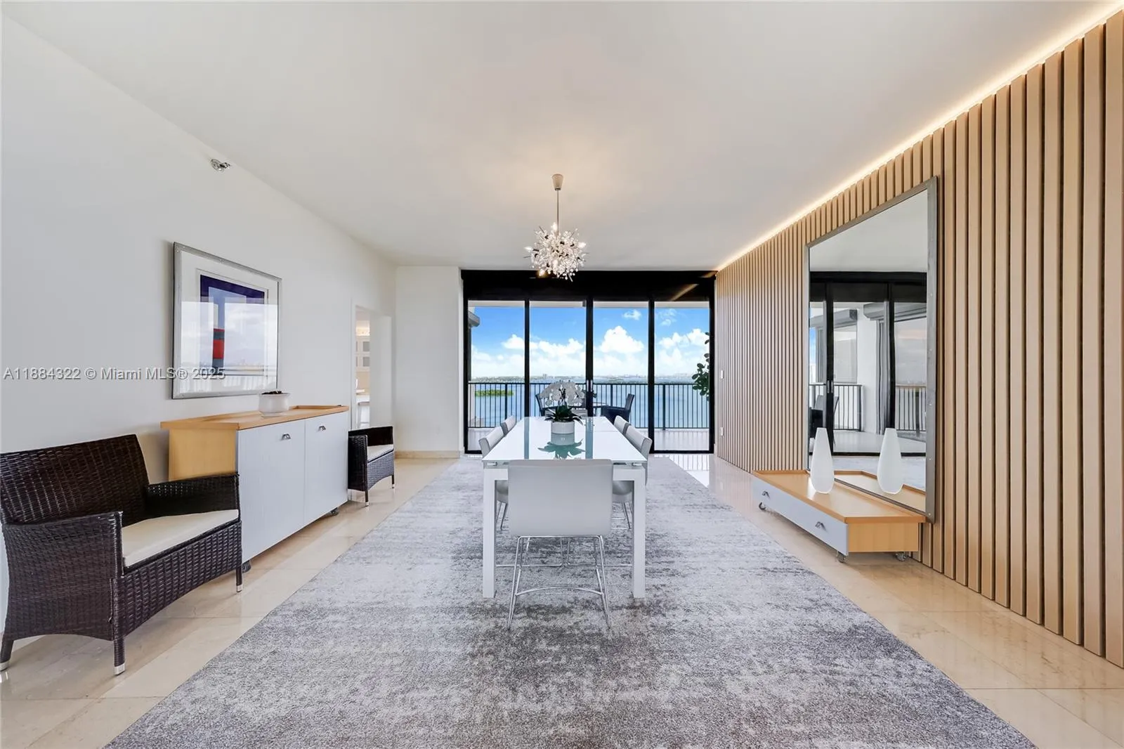 1000 Venetian Way # 1902, Miami FL 33139