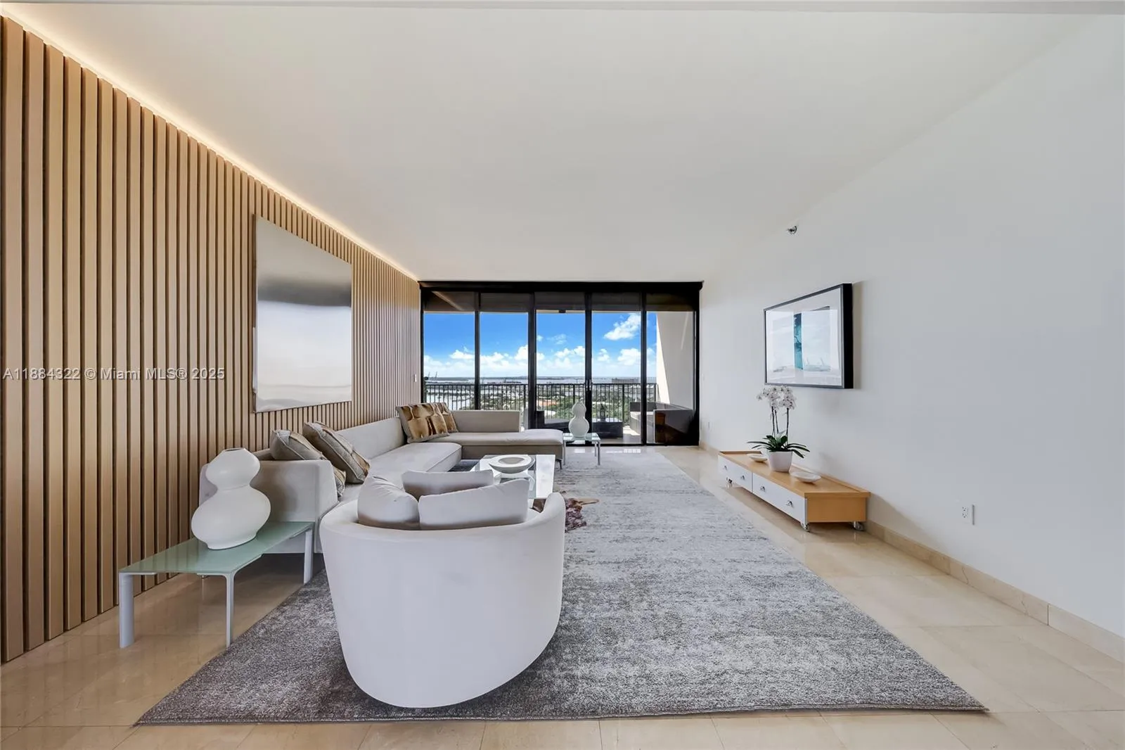 1000 Venetian Way # 1902, Miami FL 33139