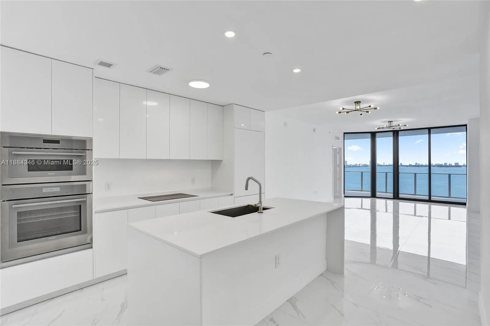 3 bedroom 3 bath for sale at 700 NE 24th Street # 1103, Miami FL 33137