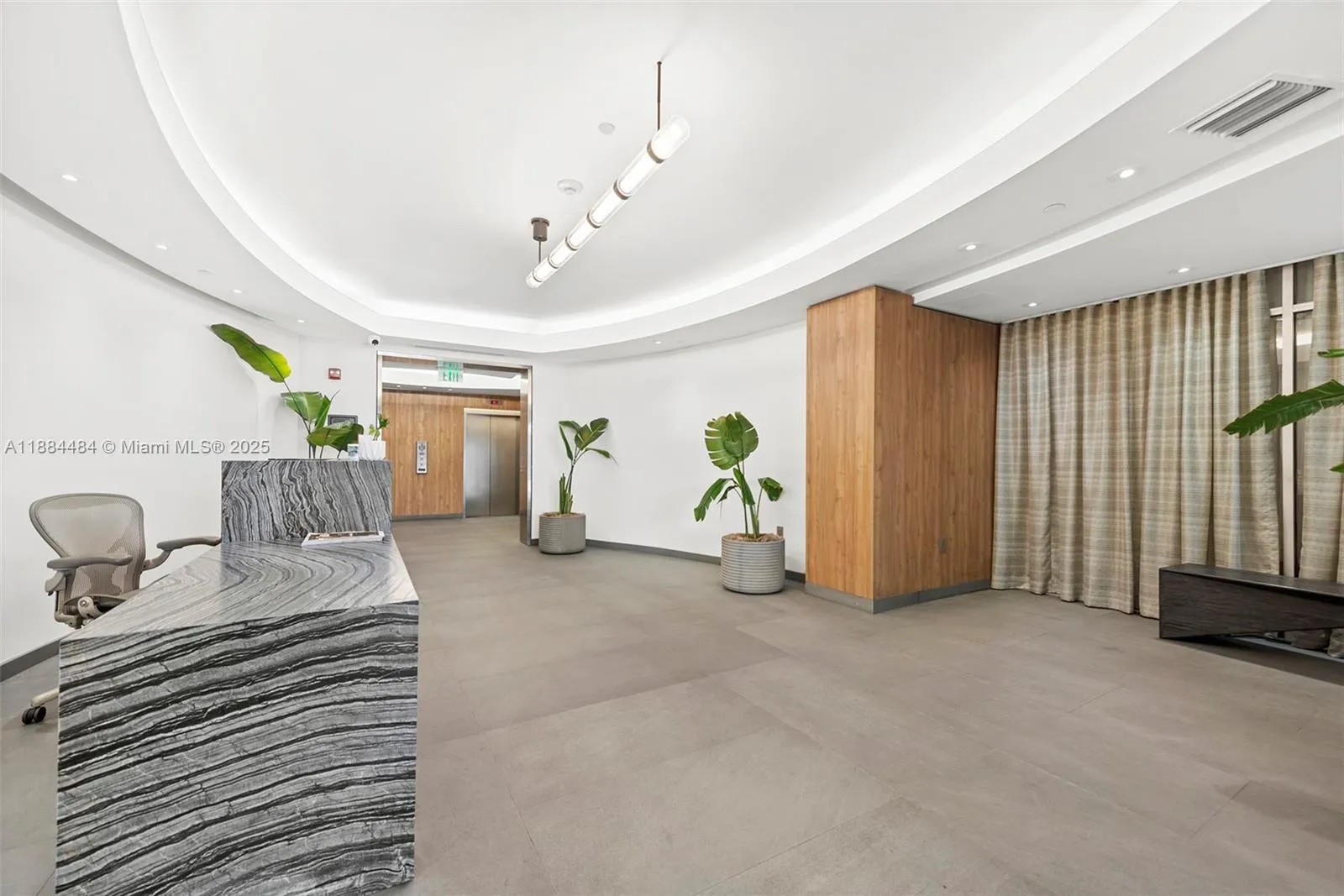 1680 Michigan Ave, Miami Beach FL 33139