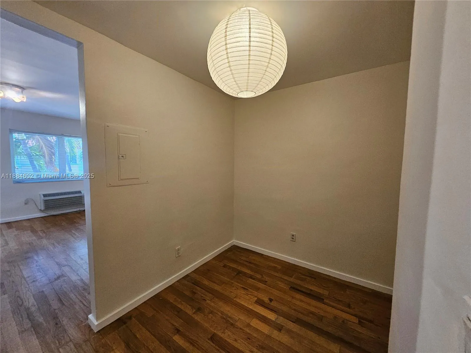 745 13th St # 16, Miami Beach FL 33139