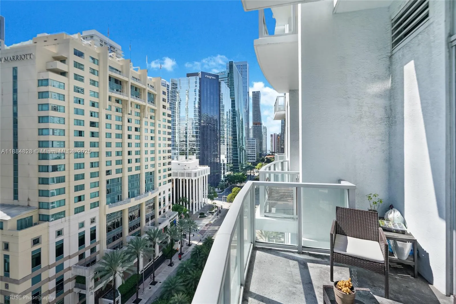 1 bedroom 1 bath for sale at 1060 Brickell Ave # 1203, Miami FL 33131