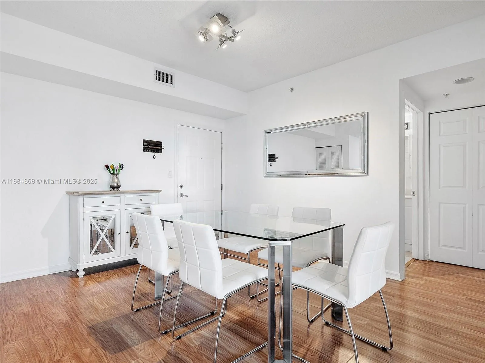 275 NE 18th St # 1705, Miami FL 33132