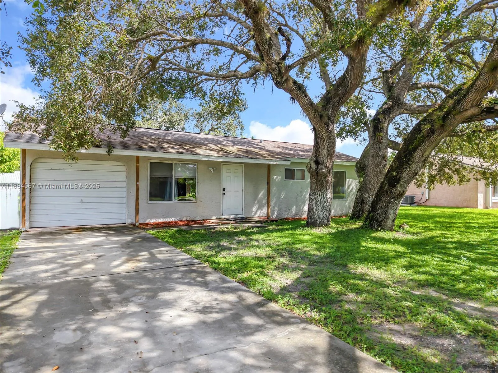 4006 Beaumont Lane, La Belle FL 33935