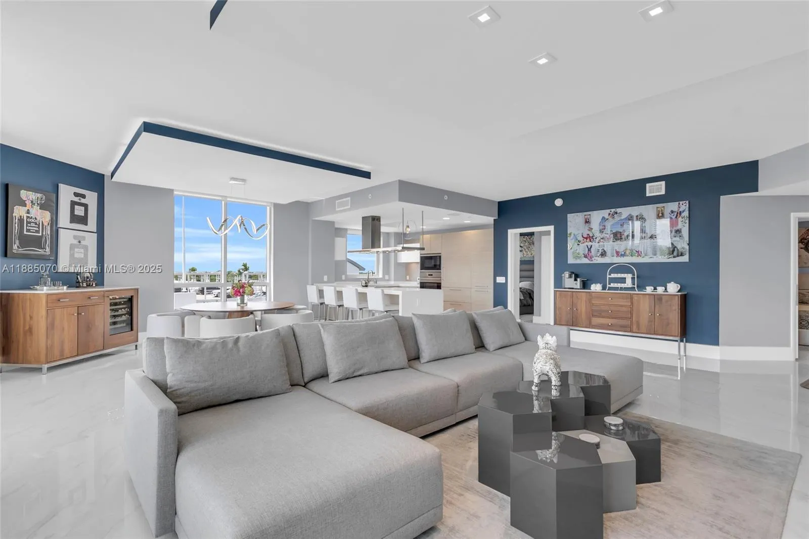 17111 Biscayne Blvd # 602, North Miami Beach FL 33160