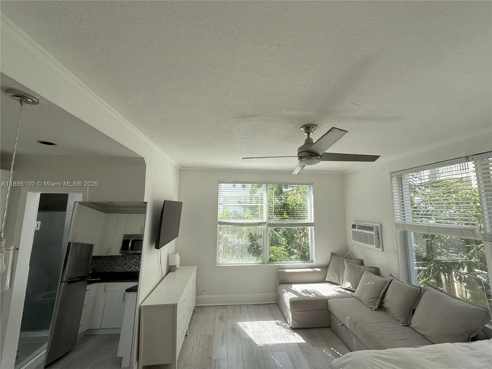 119 Menores Ave # 11, Coral Gables FL 33134