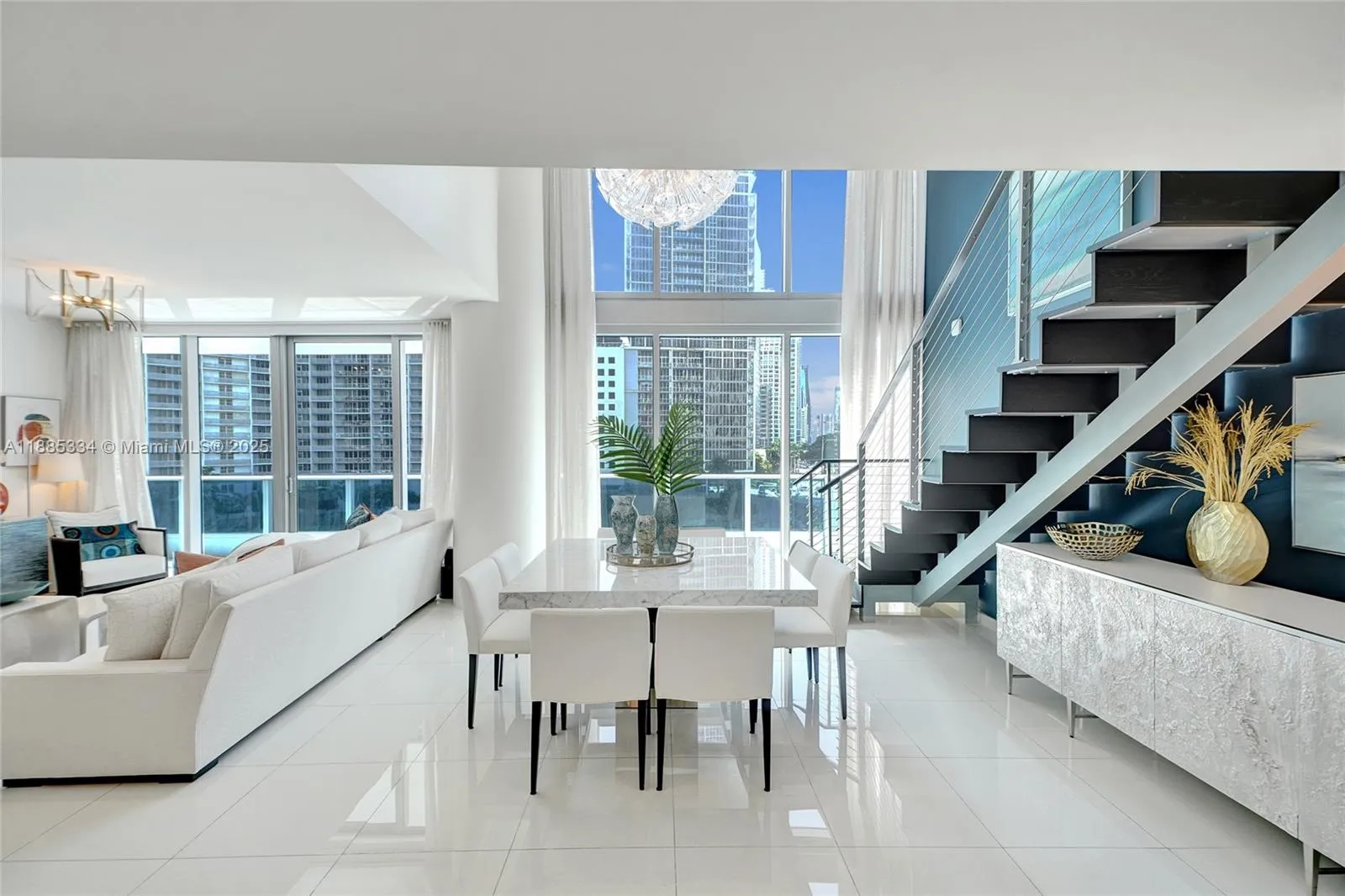 3 bedroom 5 bath for sale at 200 Biscayne Boulevard Way, Miami FL 33131