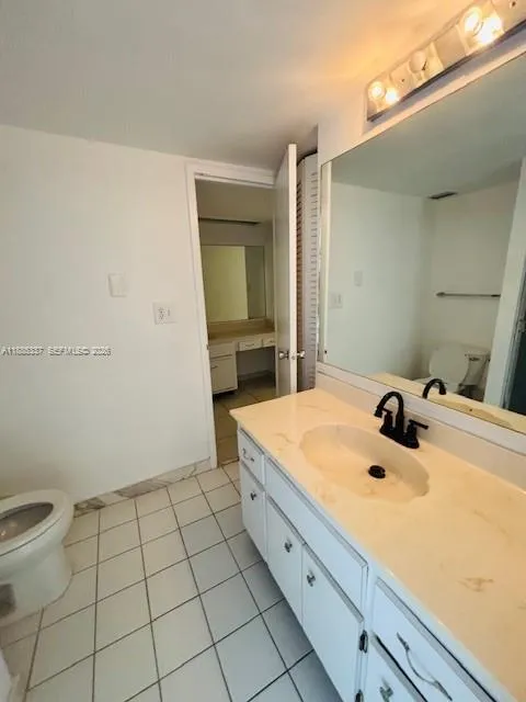 5701 Collins Ave # 709, Miami Beach FL 33140