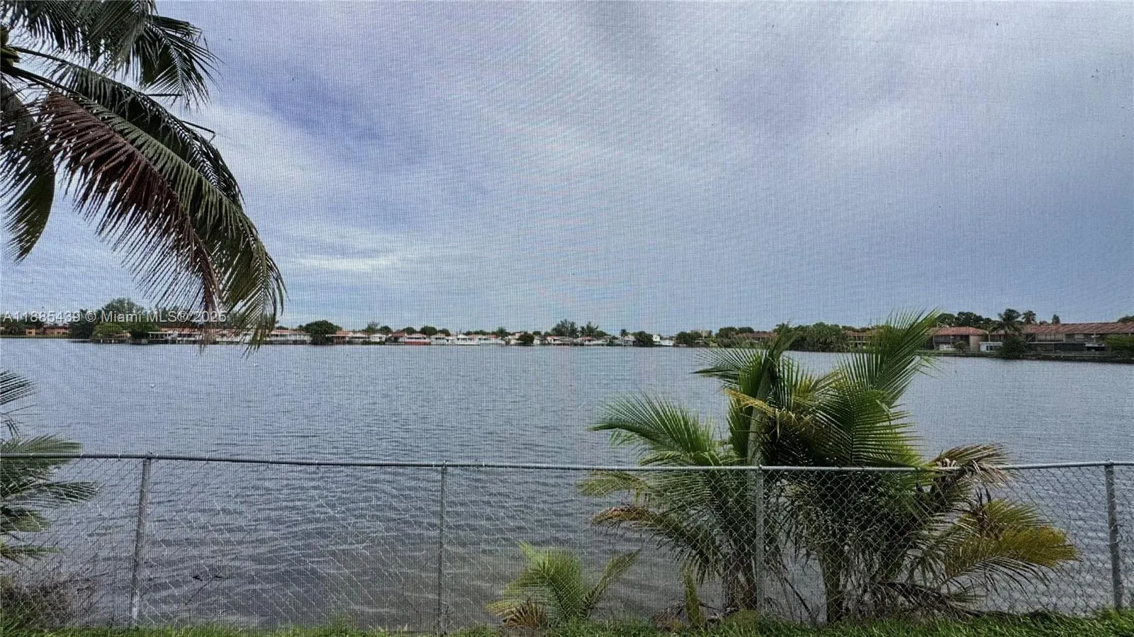 2531 W 60th Pl # 18, Hialeah FL 33016