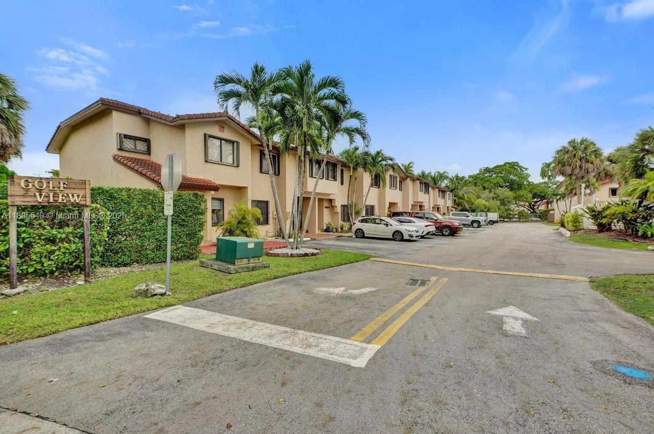 14201 SW 57th Ln, Miami FL 33183