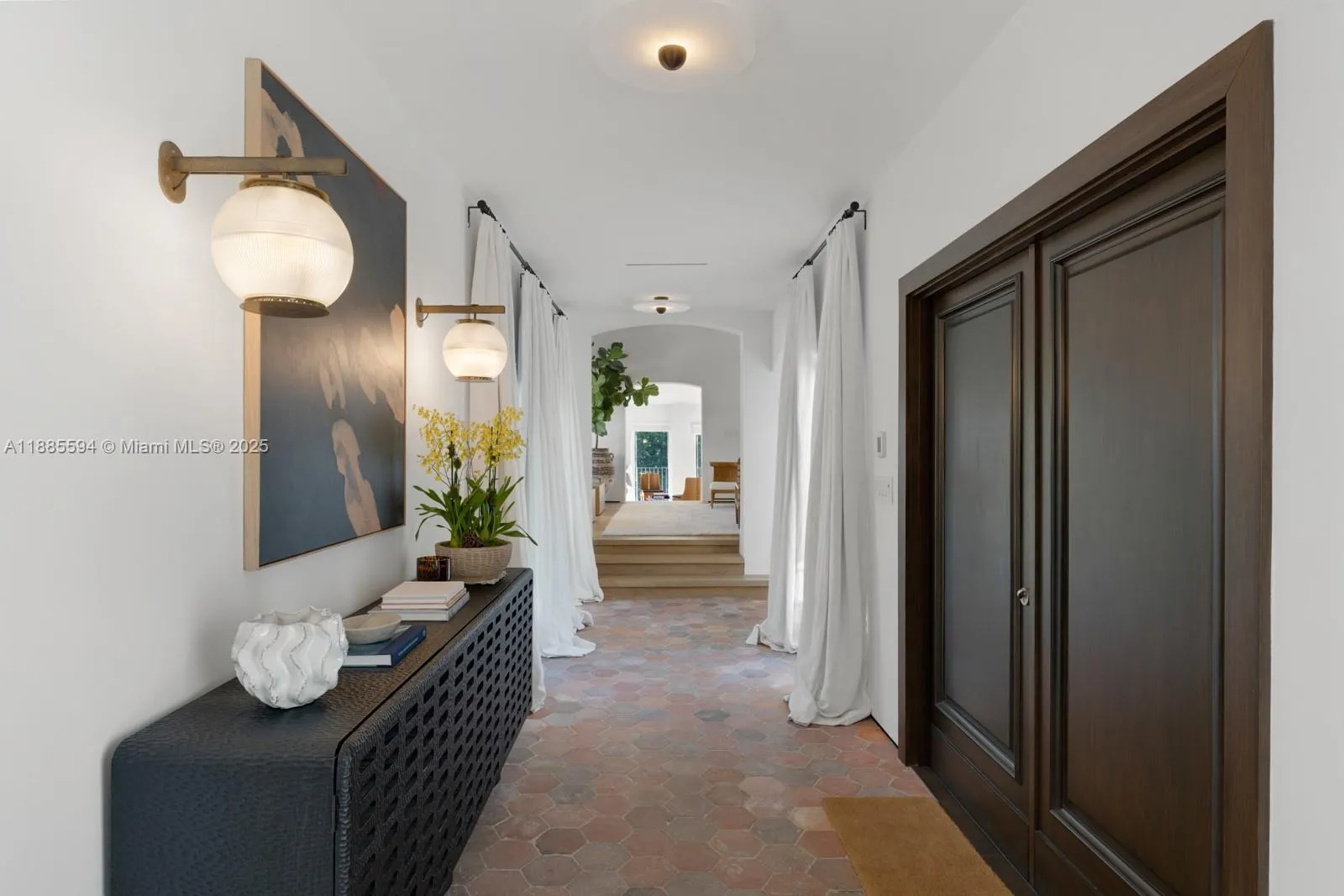 545 Casuarina Concourse, Coral Gables FL 33143