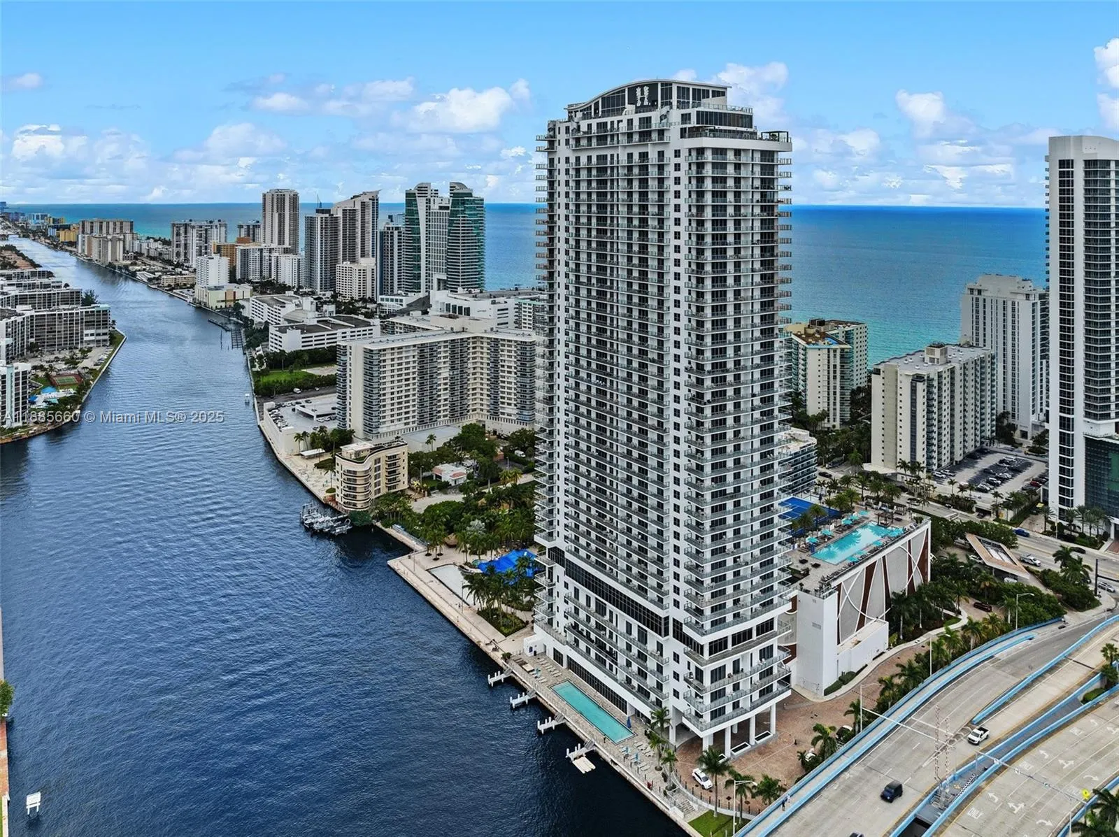 4010 S Ocean Dr, Hollywood FL 33019
