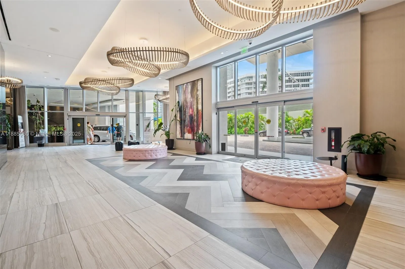 4010 S Ocean Dr, Hollywood FL 33019