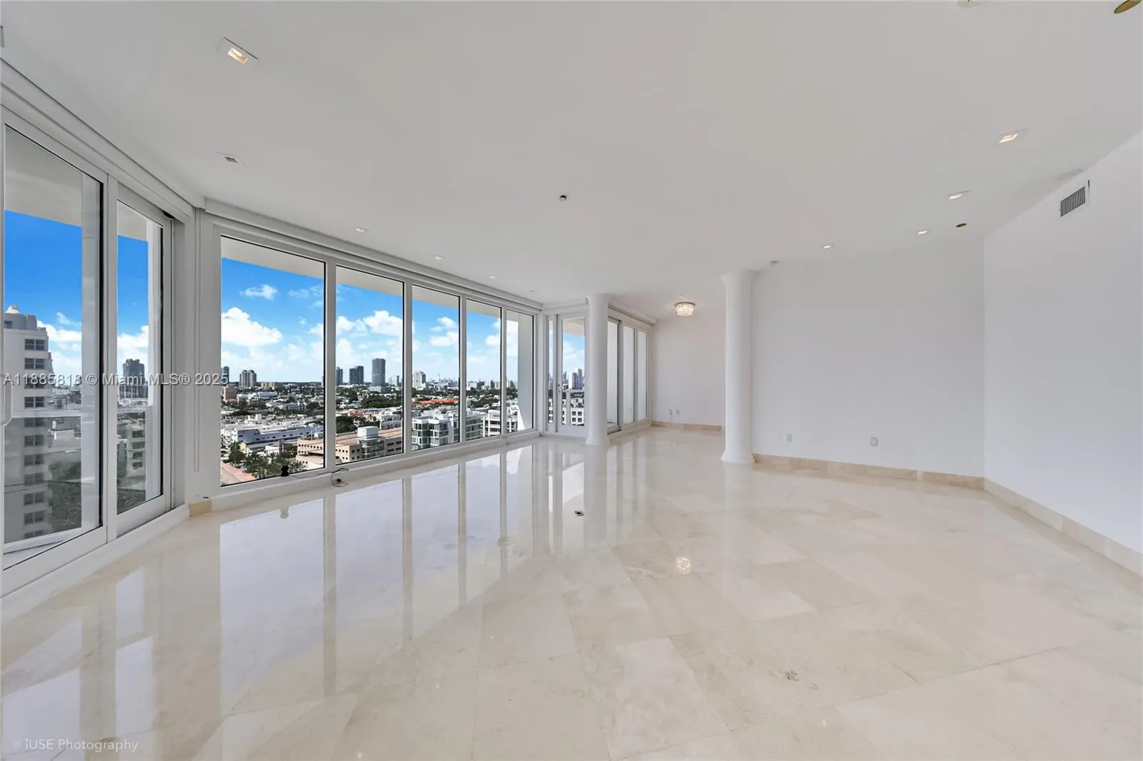 100 Lincoln Rd, Miami Beach FL 33139