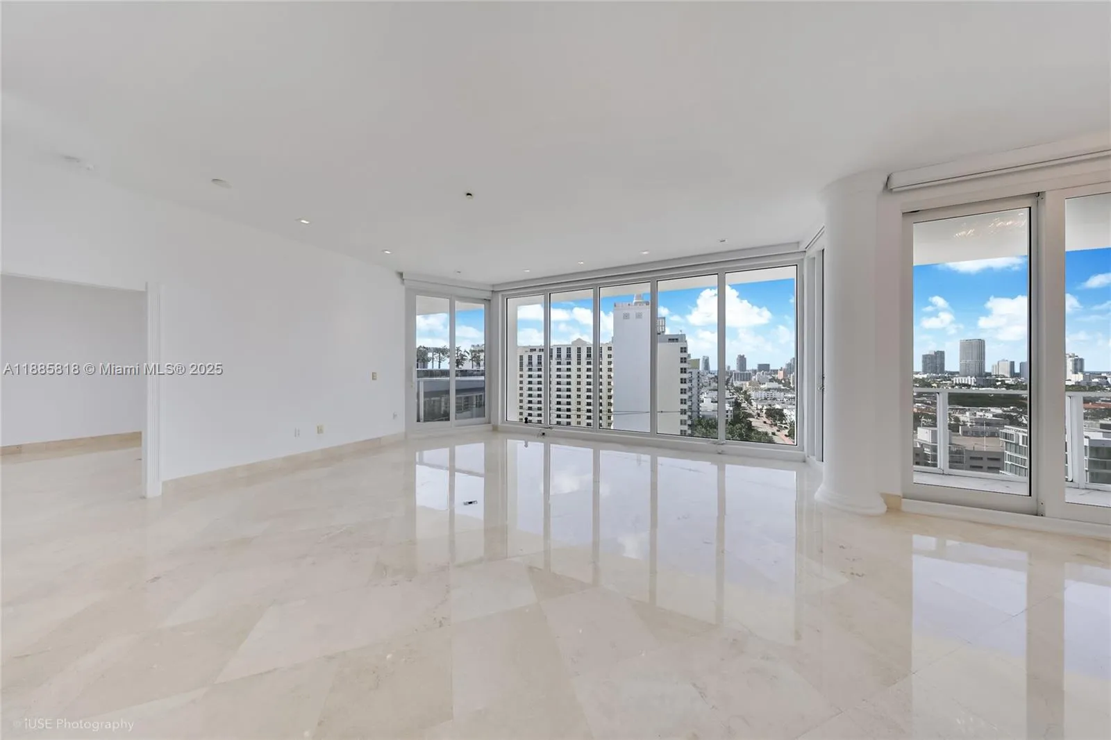 100 Lincoln Rd, Miami Beach FL 33139