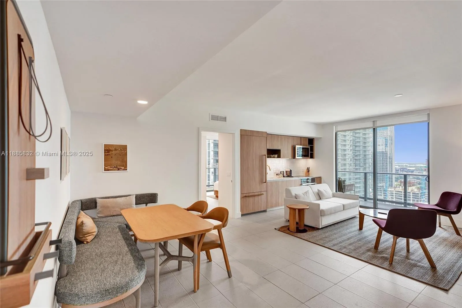 159 NE 6th St # 3302, Miami FL 33132