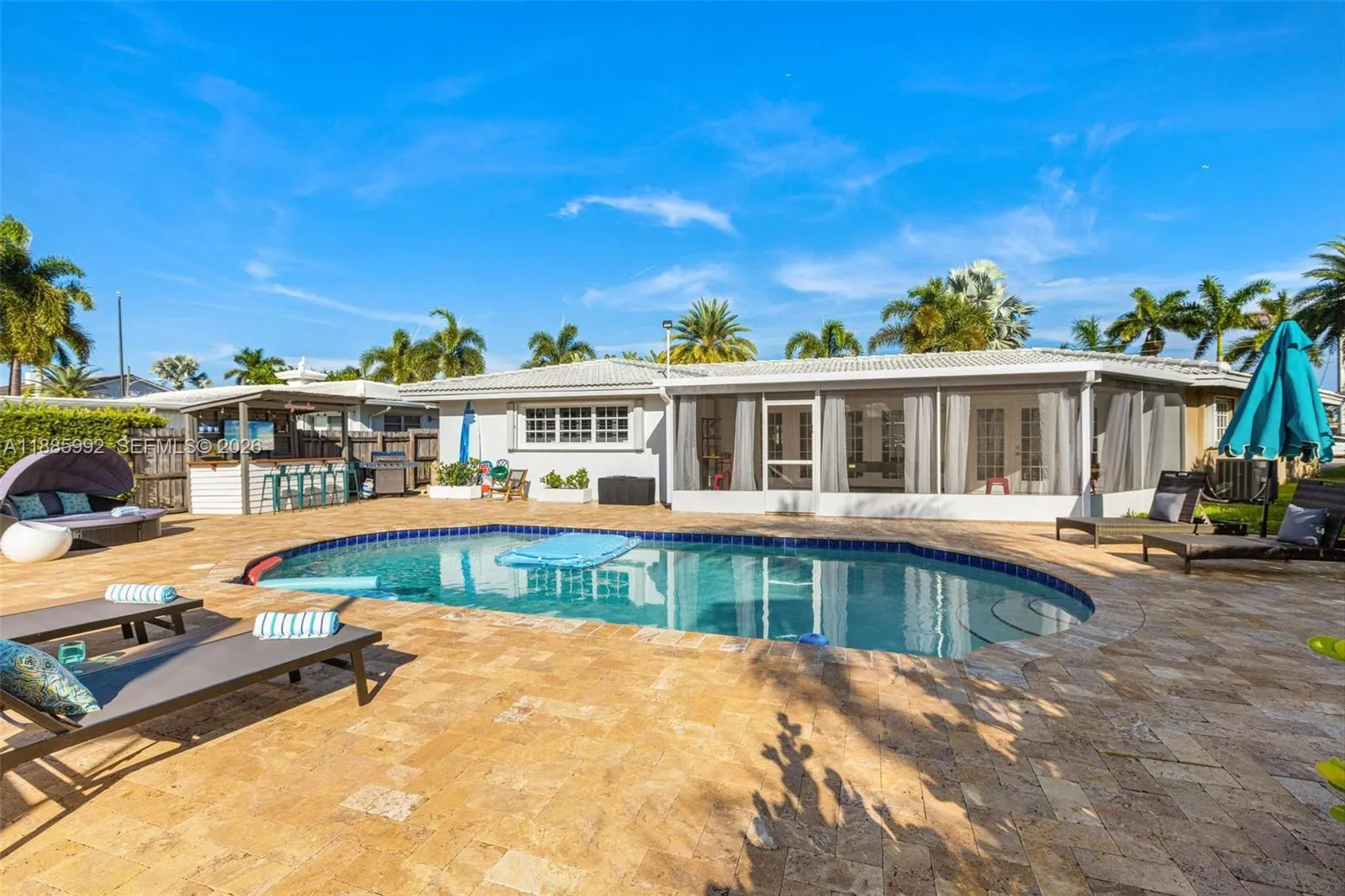 2719 SE 11th St, Pompano Beach FL 33062