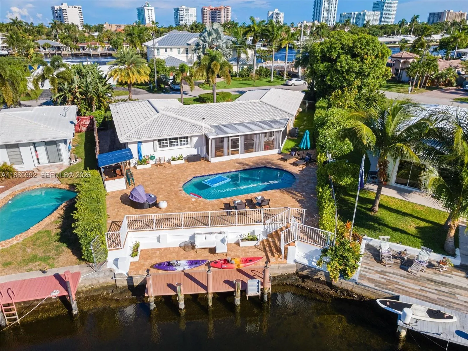 2719 SE 11th St, Pompano Beach FL 33062