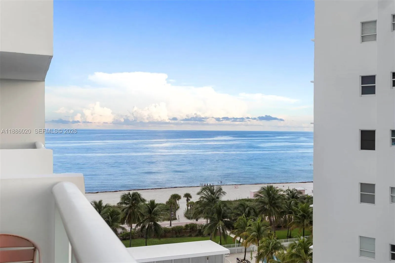 2 bedroom 2 bath for sale at 5001 Collins Ave # 8C, Miami Beach FL 33140