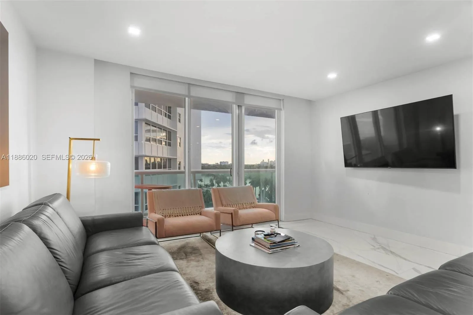 5001 Collins Ave # 8C, Miami Beach FL 33140
