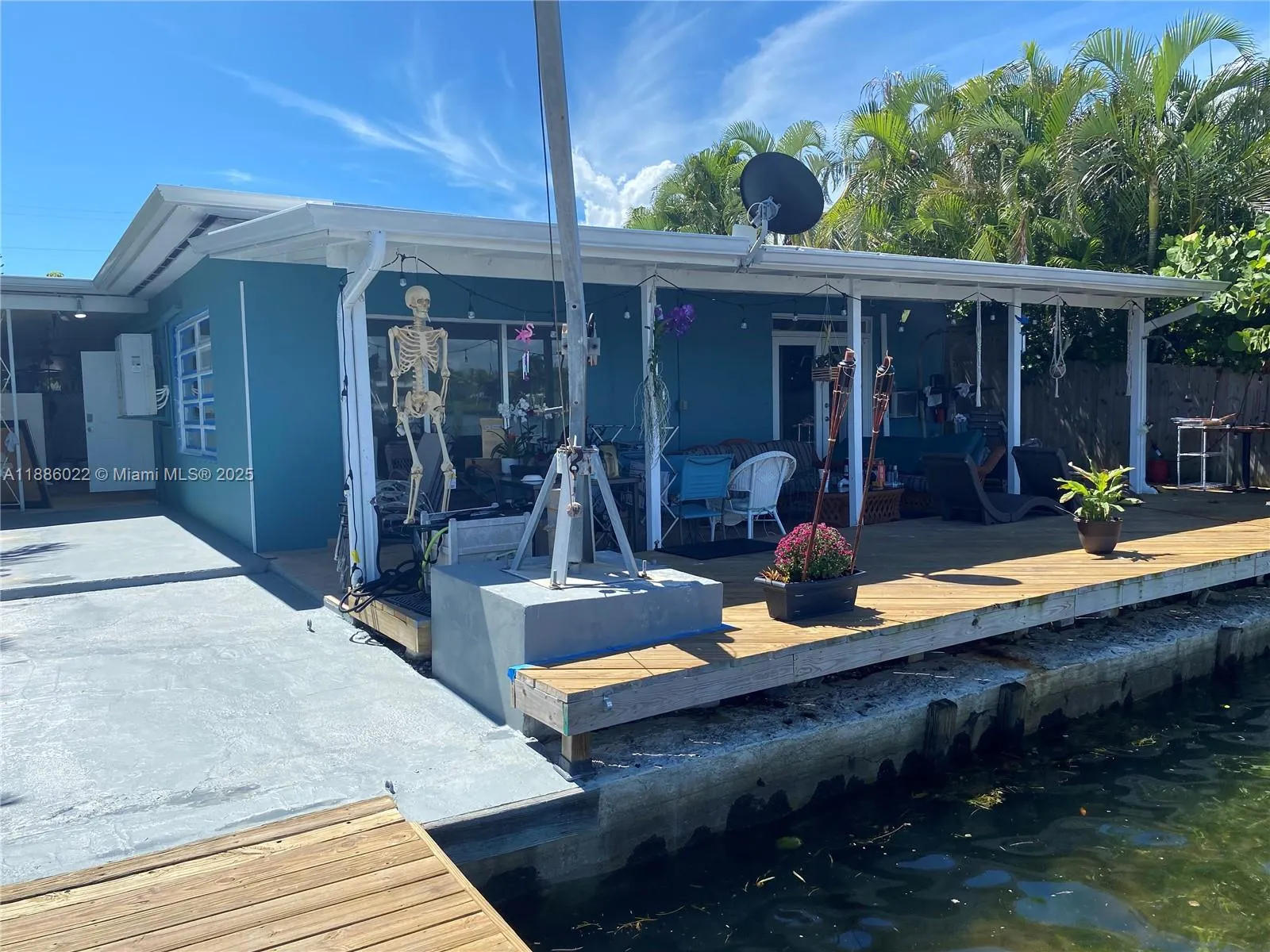 807 86th St, Miami Beach FL 33141