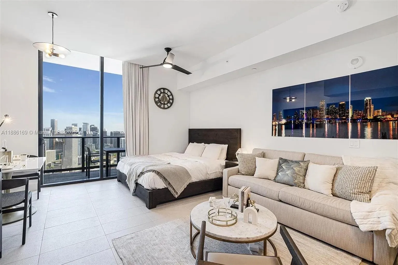 1 bath for sale at 159 NE 6th St # 5106, Miami FL 33132