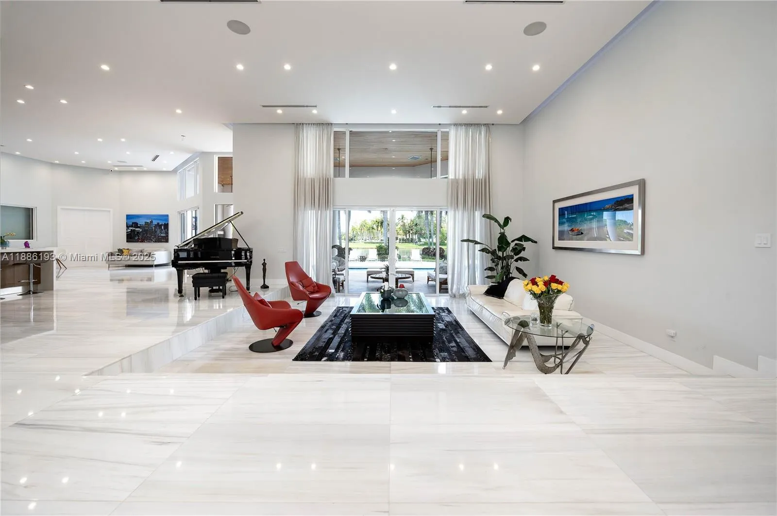 3425 Saddlebrook Ln, Weston FL 33331