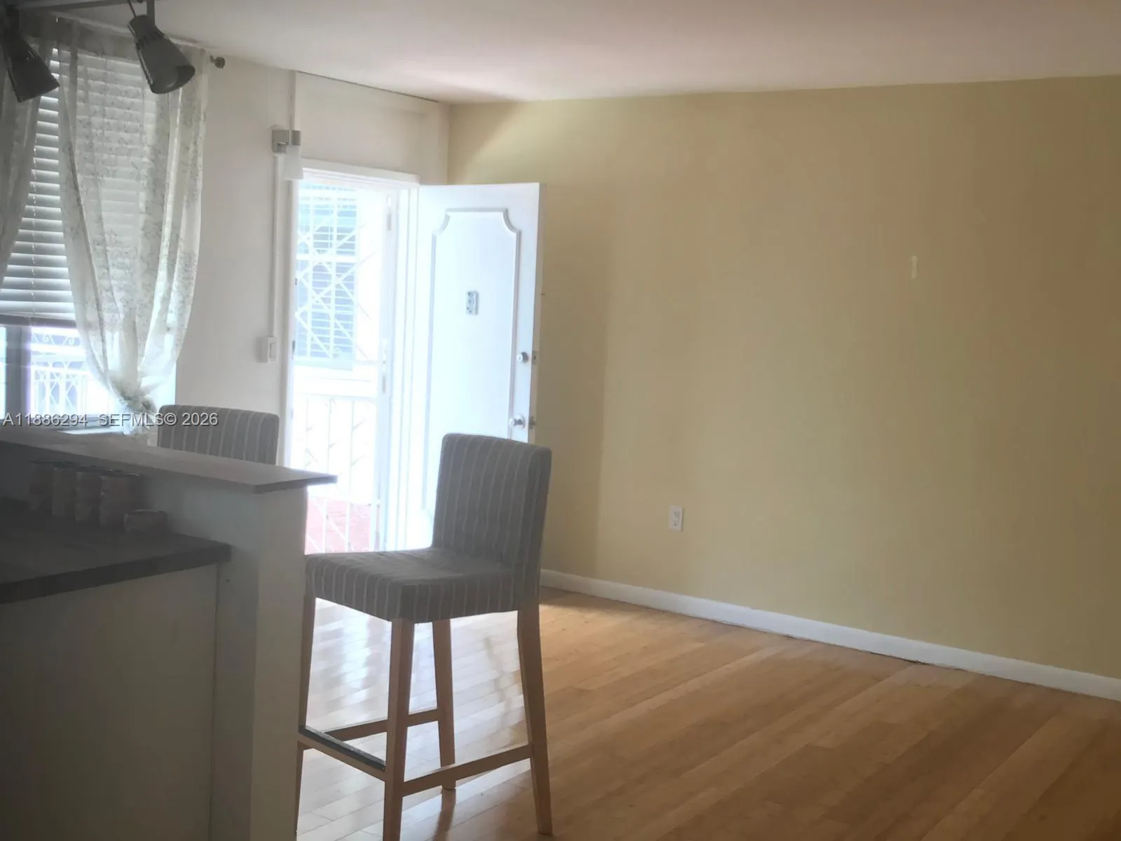 949 Pennsylvania Ave # 309, Miami Beach FL 33139