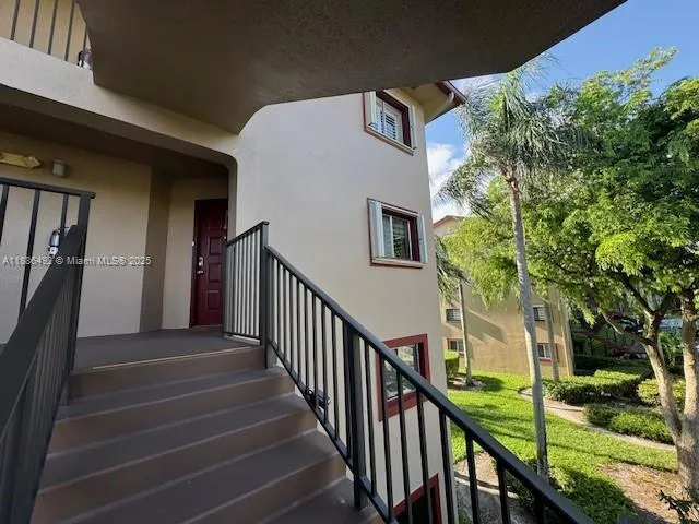 950 SW 138th Ave # 314B, Pembroke Pines FL 33027