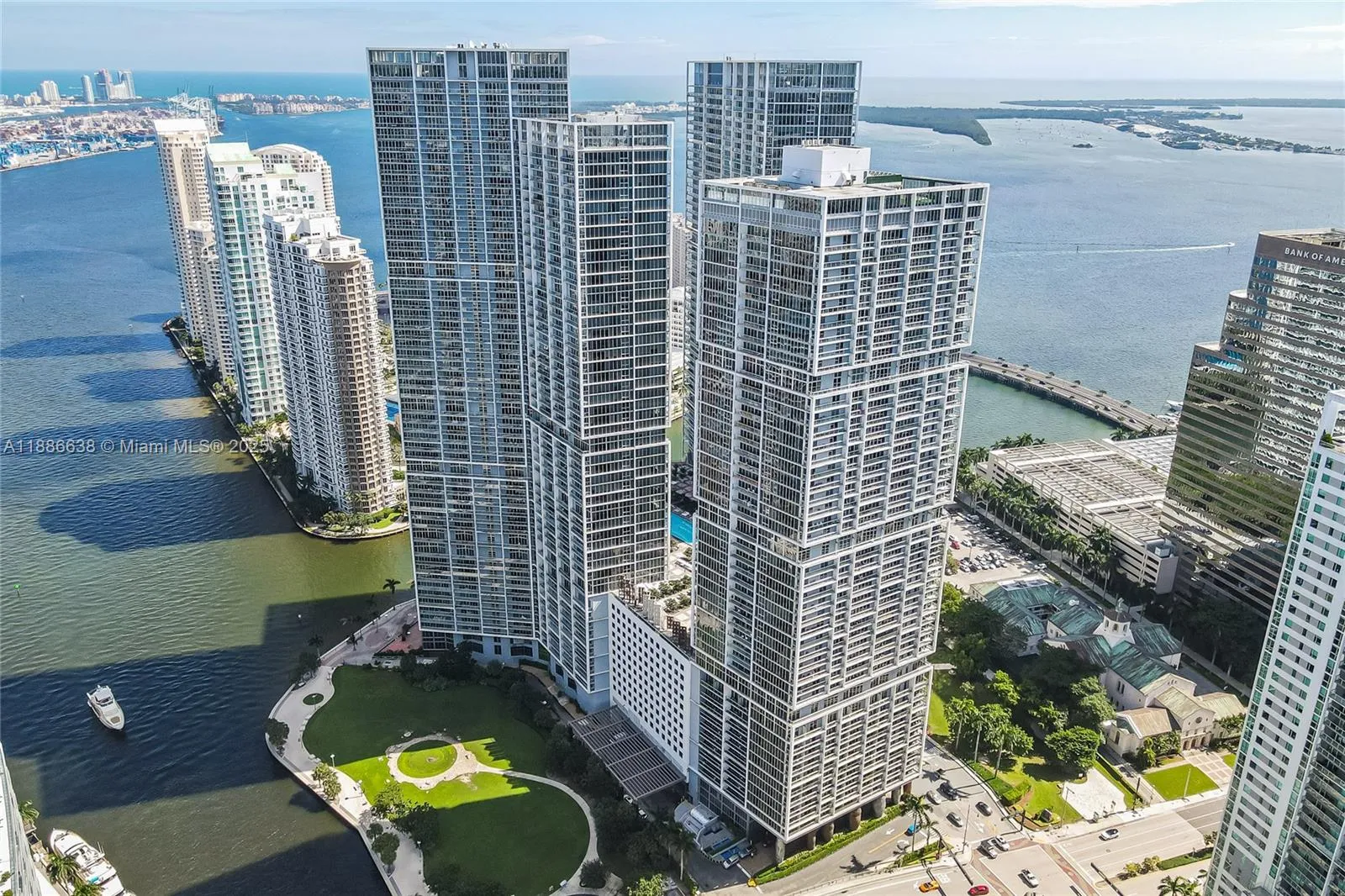 2 bedroom 2 bath for sale at 495 Brickell Ave # 1510, Miami FL 33131