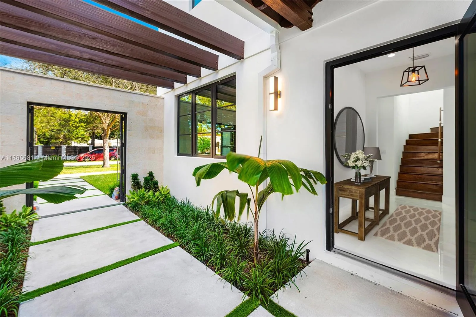 638 Escobar Ave, Coral Gables FL 33134