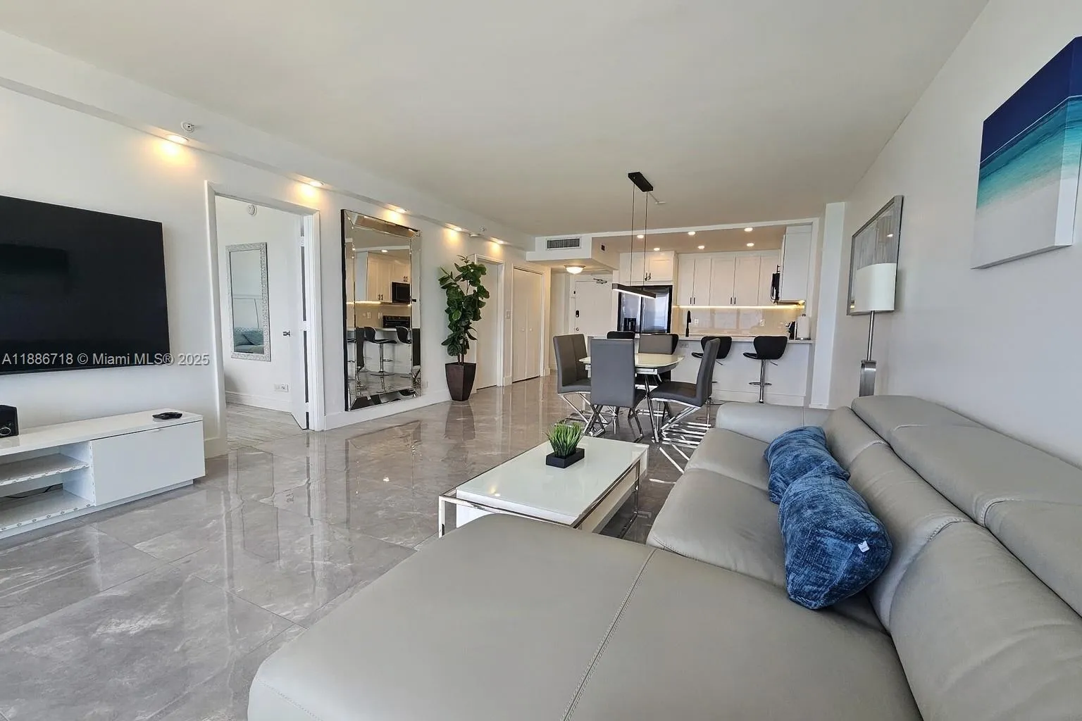 5601 Collins Ave # 1409, Miami Beach FL 33140
