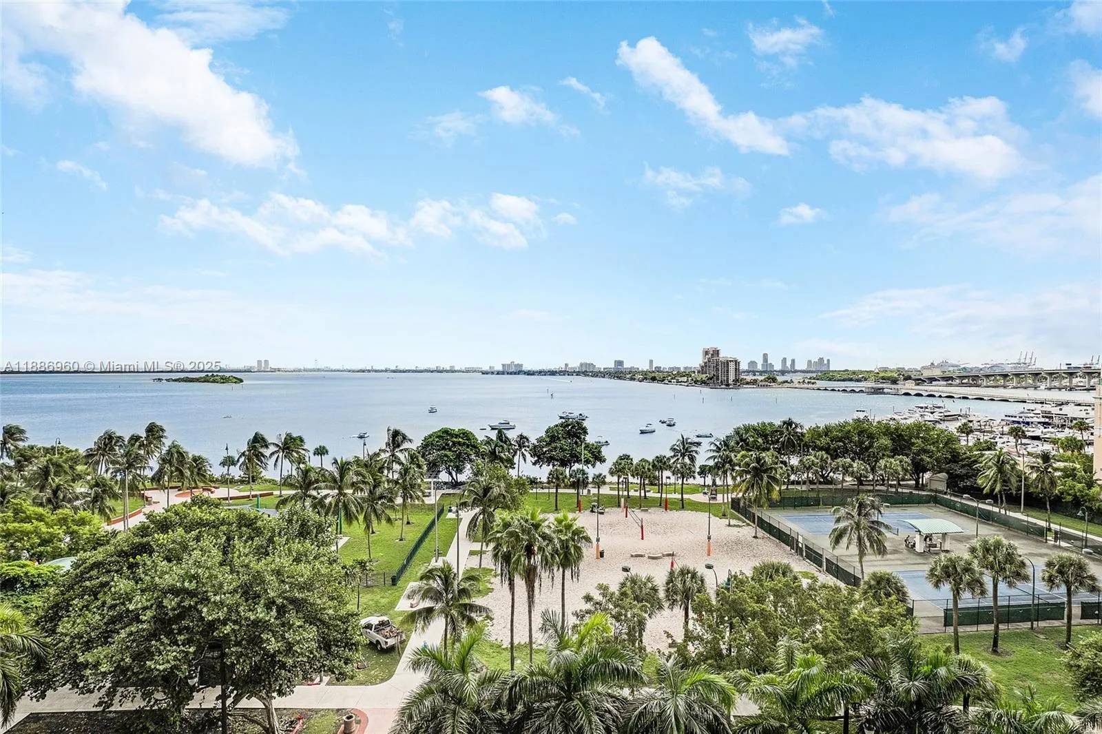 1 bedroom 1 bath for sale at 488 NE 18th St # 704, Miami FL 33132