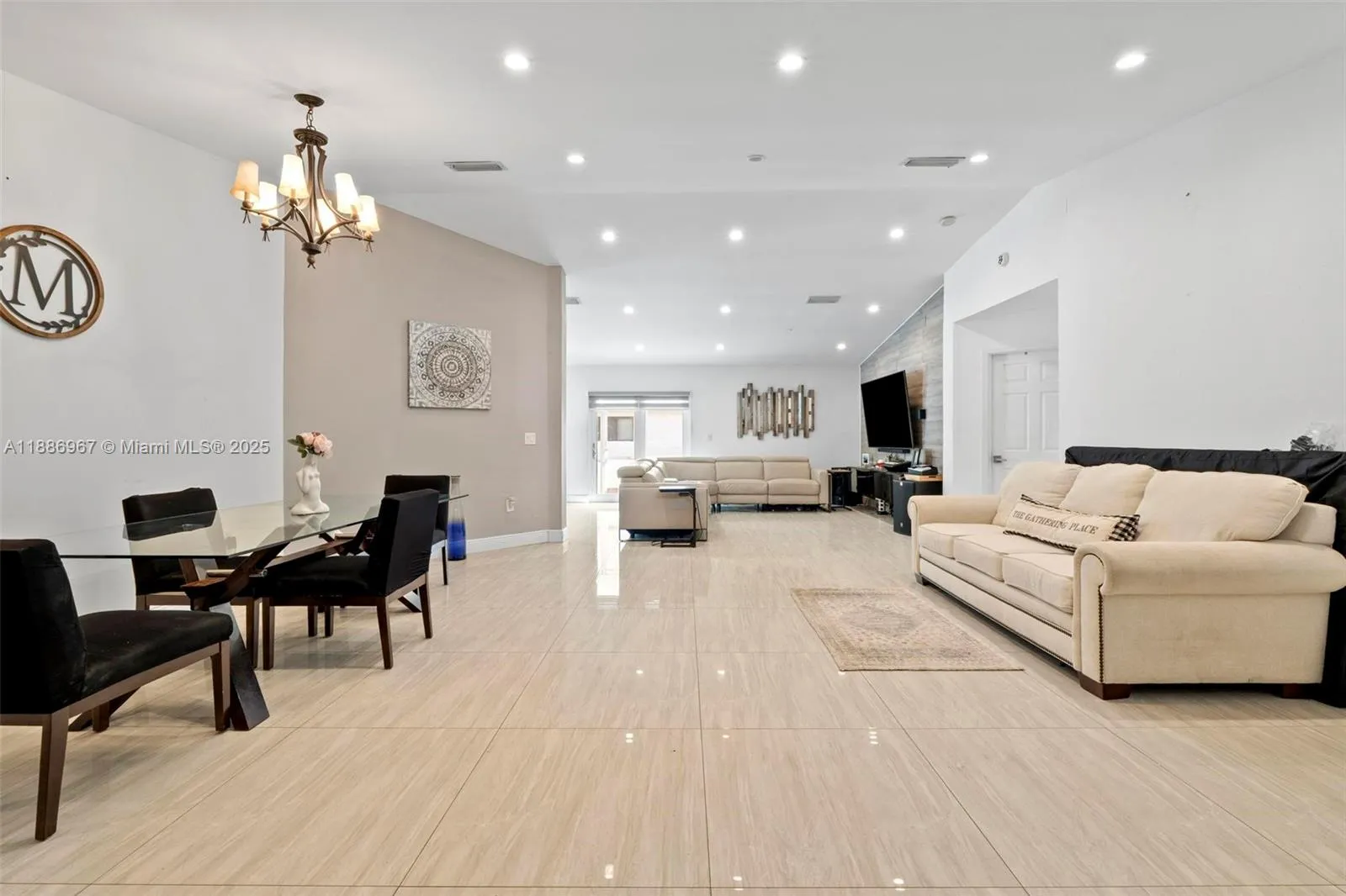 4 bedroom 2 bath for sale at 16898 Crestview Ln, Weston FL 33326