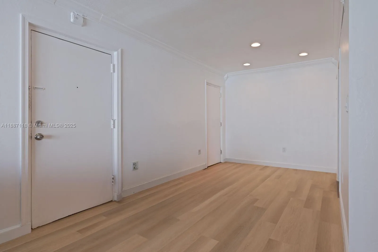 10816 N Kendall Dr # R16, Miami FL 33176