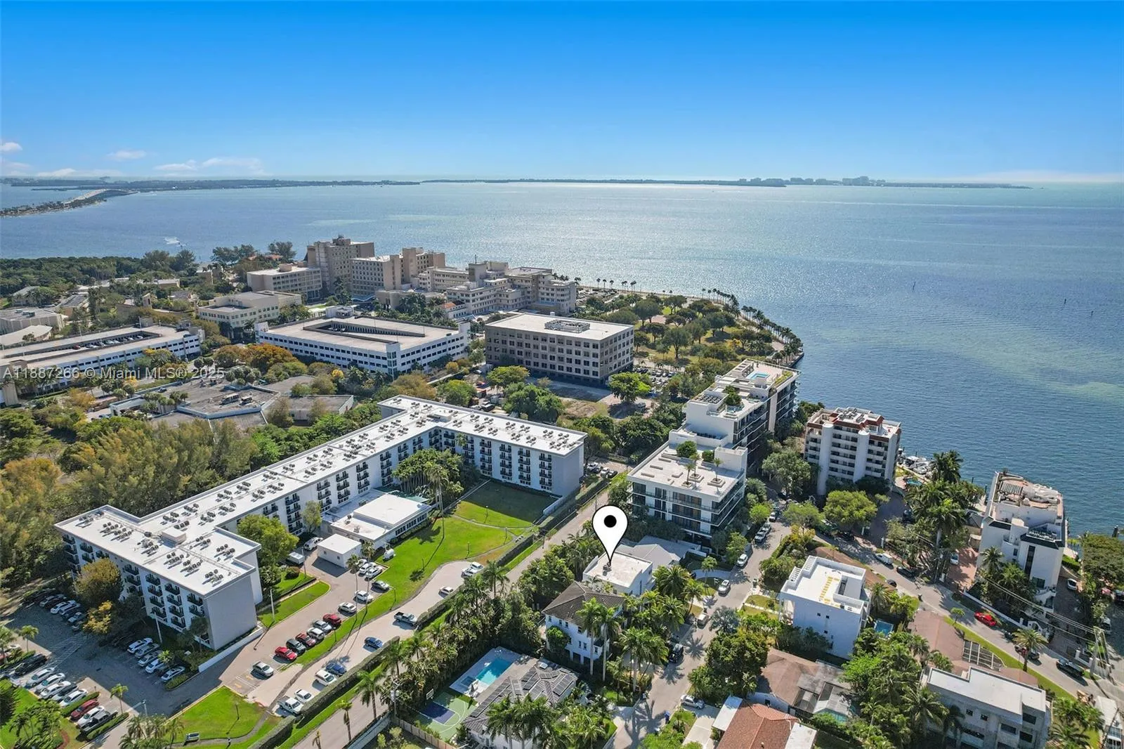 3545 E Glencoe St, Miami FL 33133