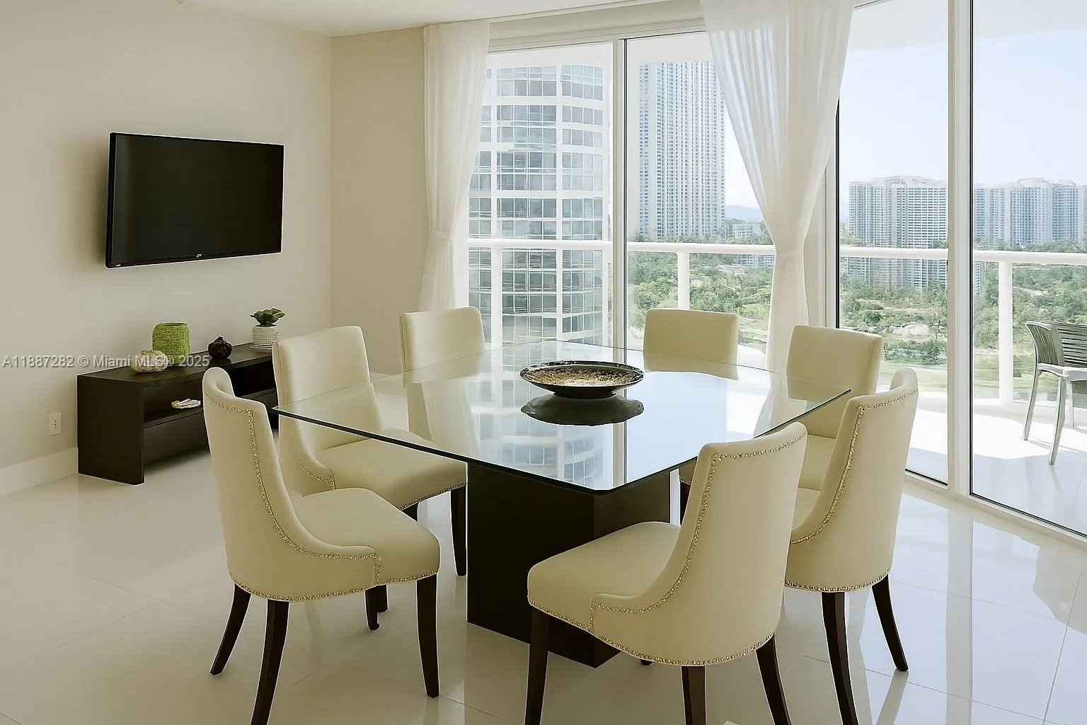 250 Sunny Isles Blvd # 1506, Sunny Isles Beach FL 33160